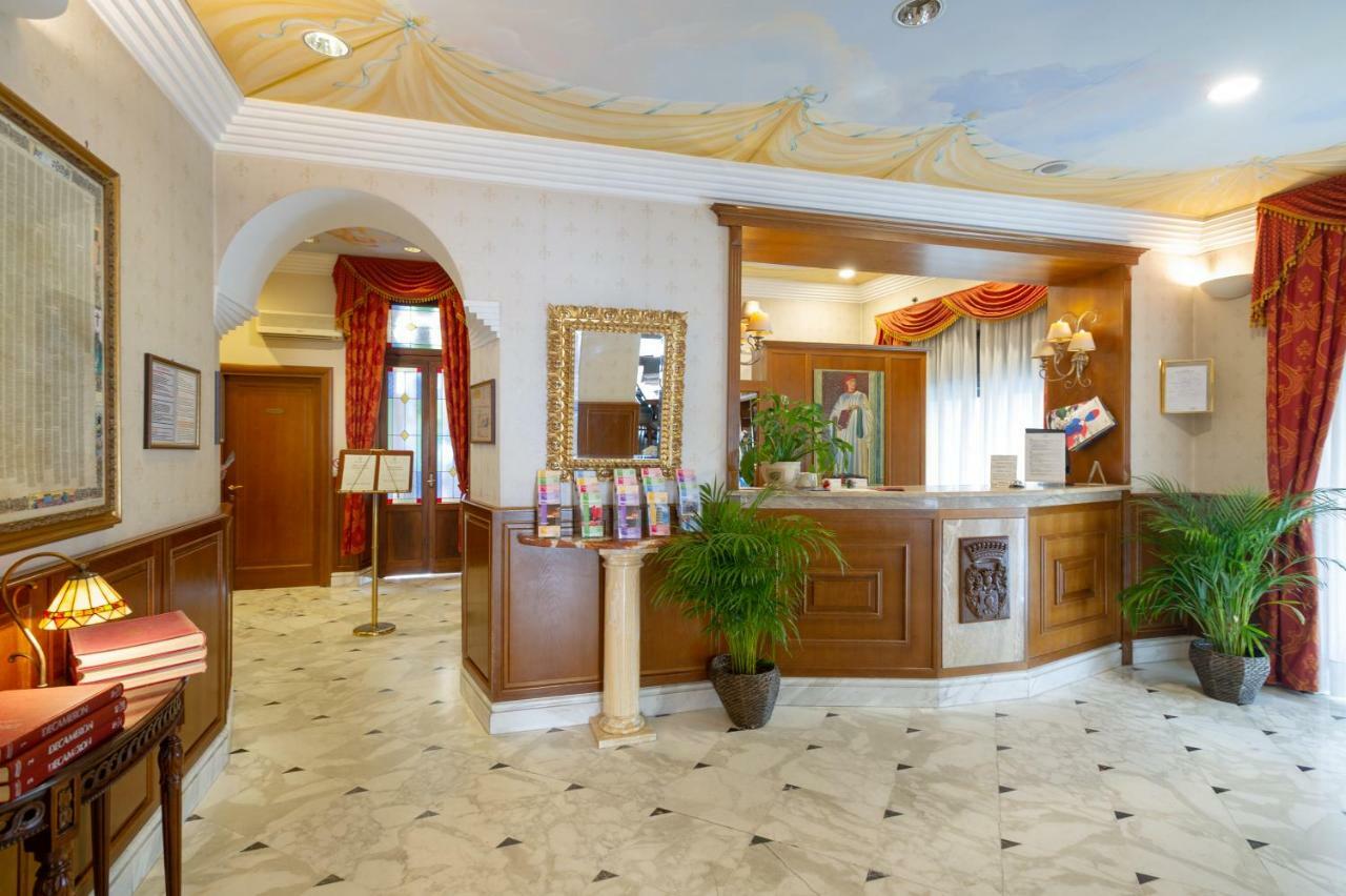 Hotel Boccaccio Florenţa Exterior foto